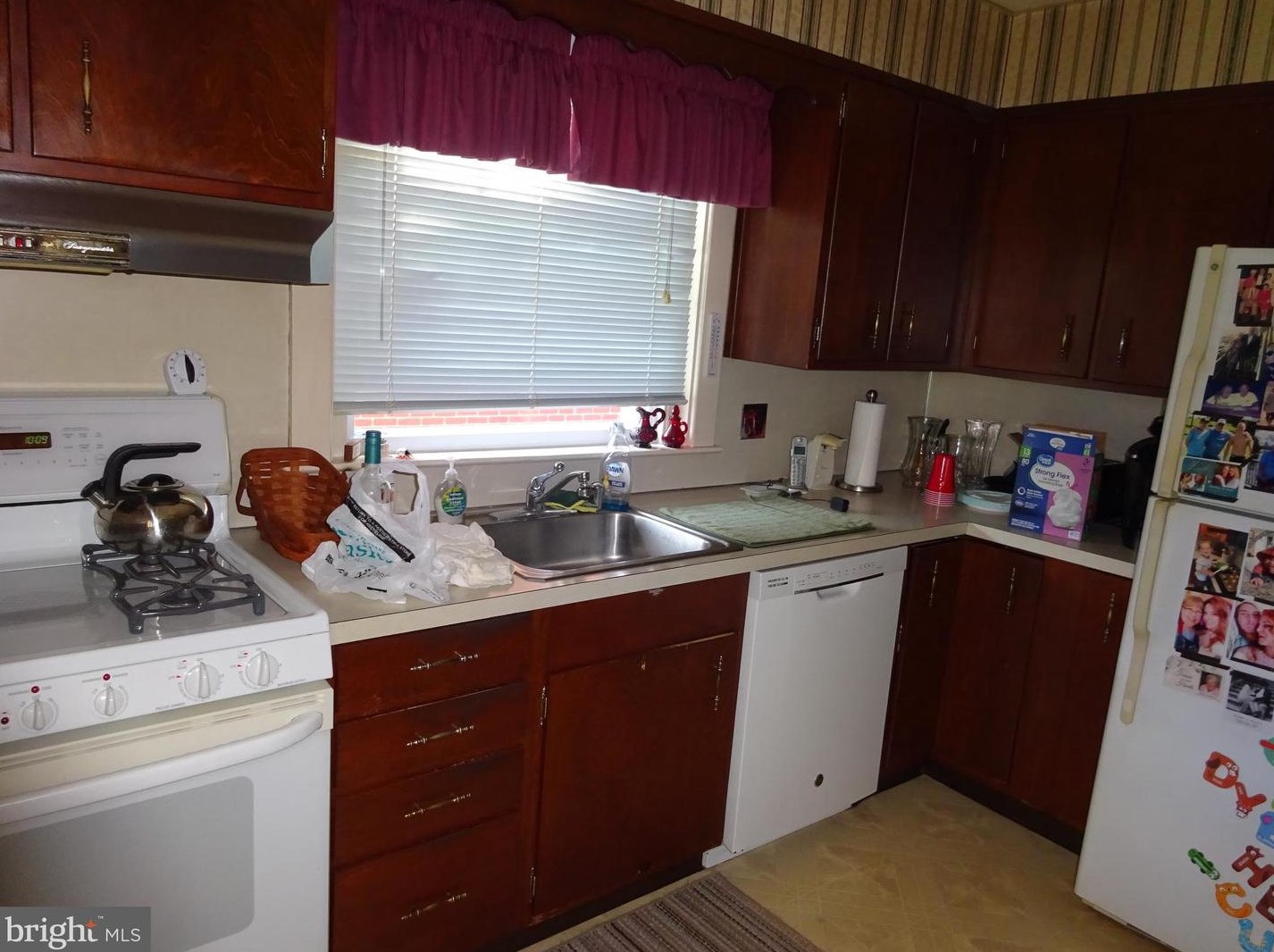 433 Perkiomen Ave, Lansdale PA 19446-3432 exterior