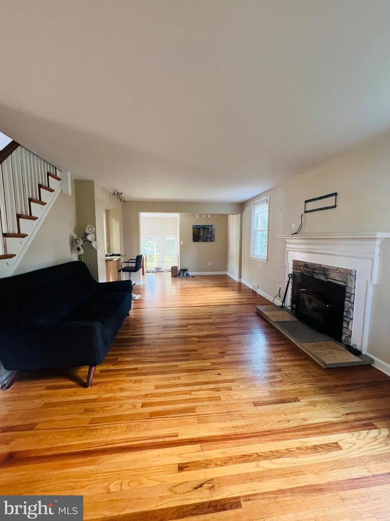 1526 Knox Rd, Penn Wynne PA  19096-2516 exterior