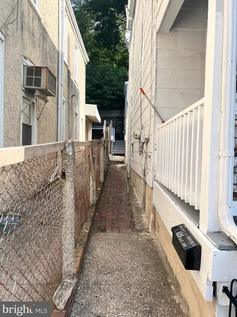535 Main St, Norristown, PA 19401-5120