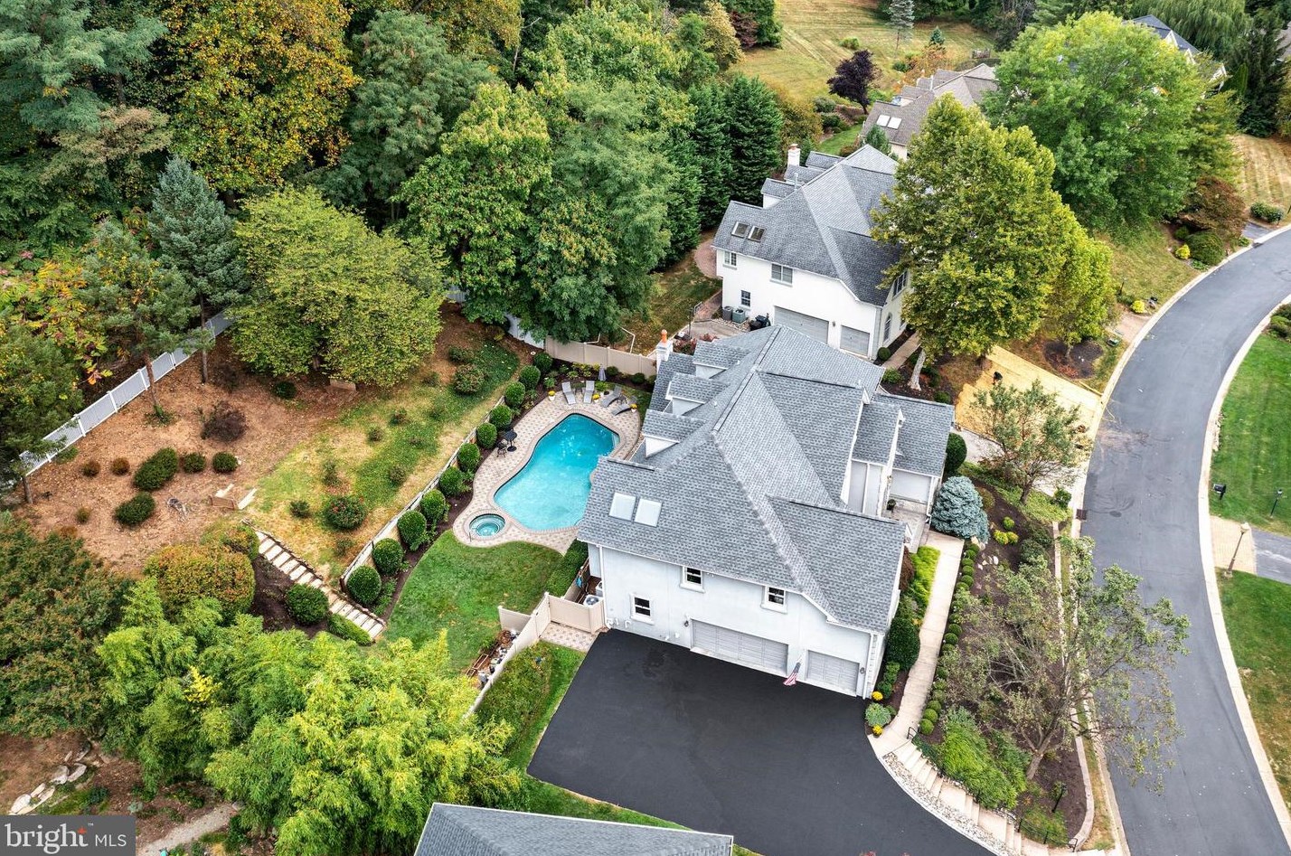 1224 Gulph Creek Dr, Wayne, PA 19087
