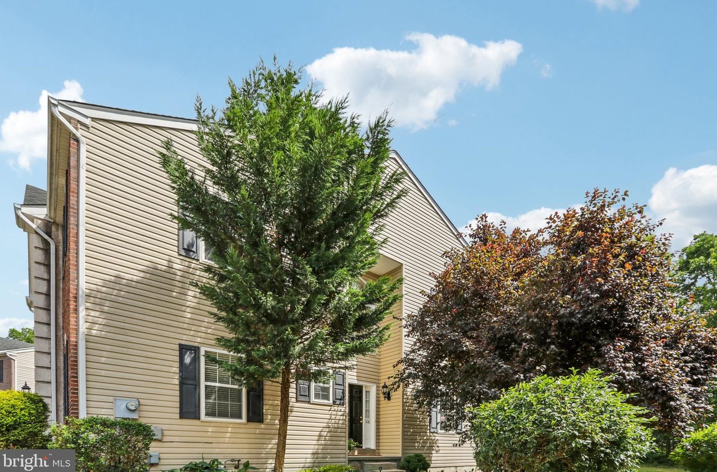 218 Holbrook Ln, Gilbertsville, PA 19525