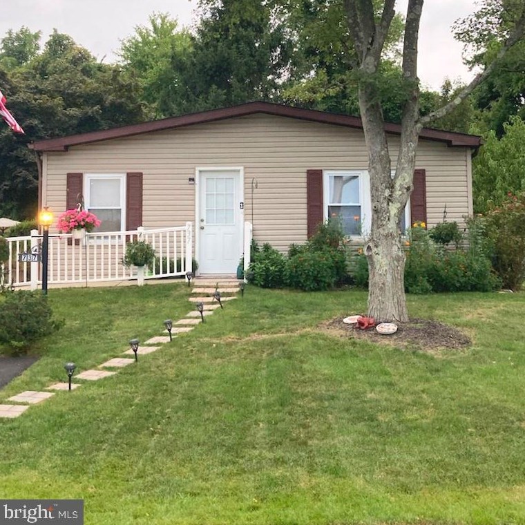 737 Dogwood Dr, North Wales, PA 19454