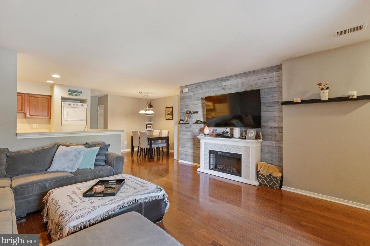 44 Coventry Ct, Blue Bell, PA 19422