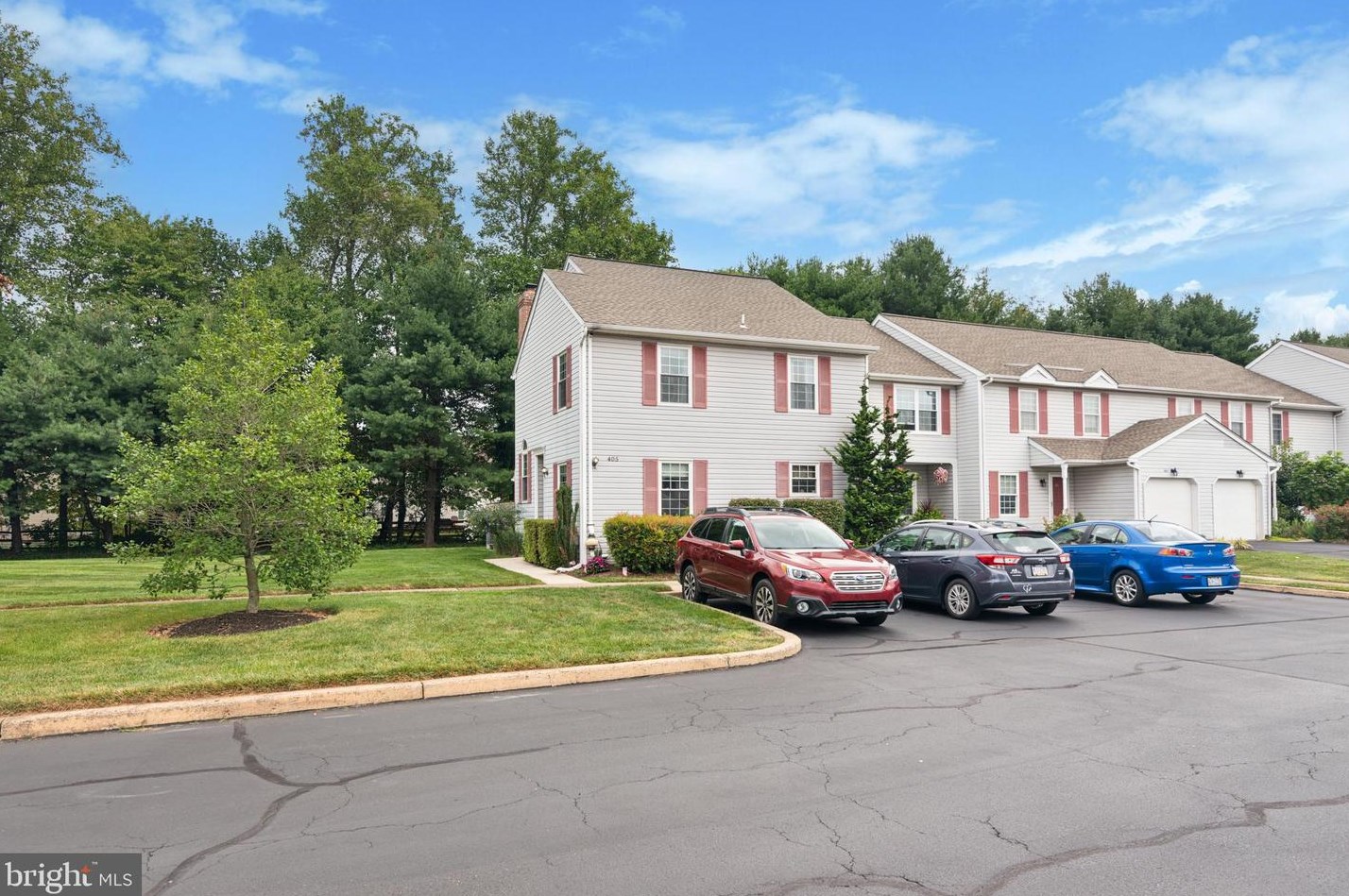 405 Beacon Ct, Lansdale, PA 19446