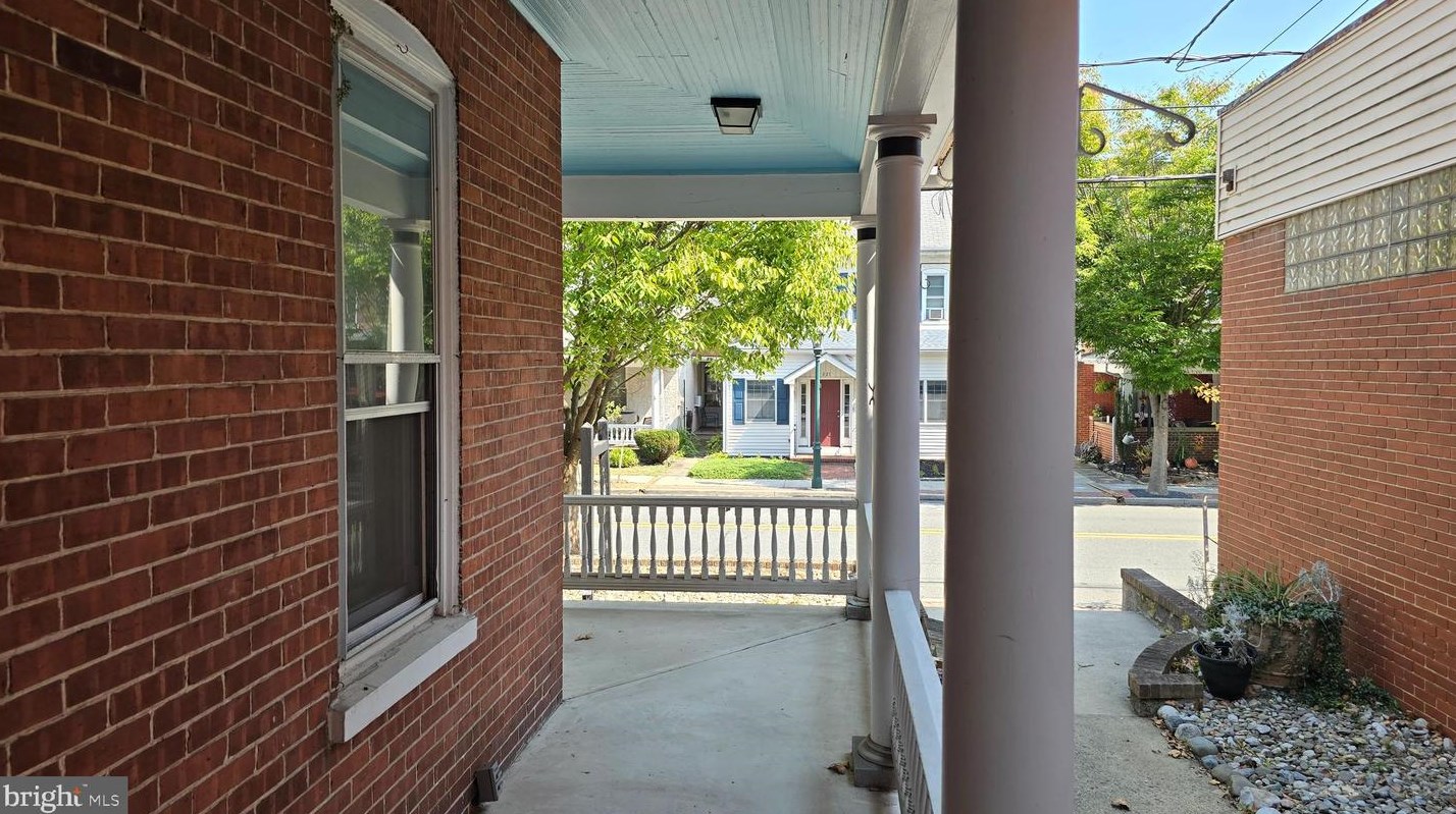 222 Main St, East Greenville, PA 18041