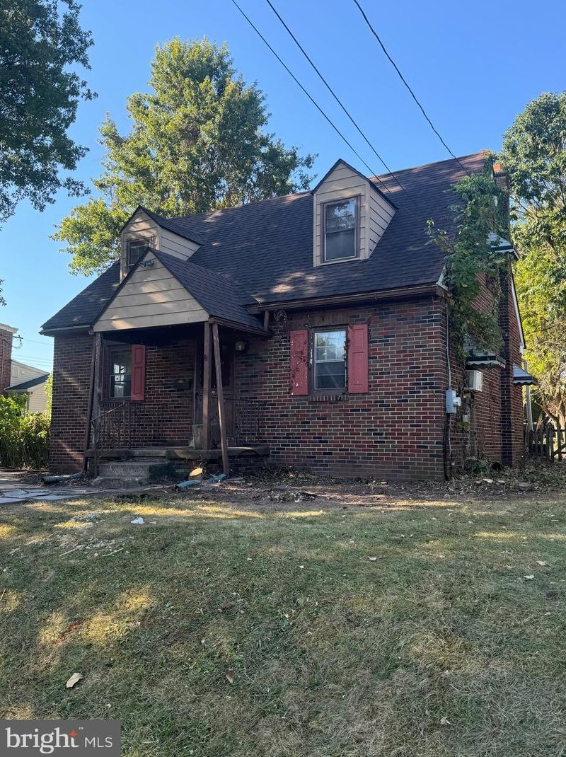 1110 W James St, Norristown, PA 19401