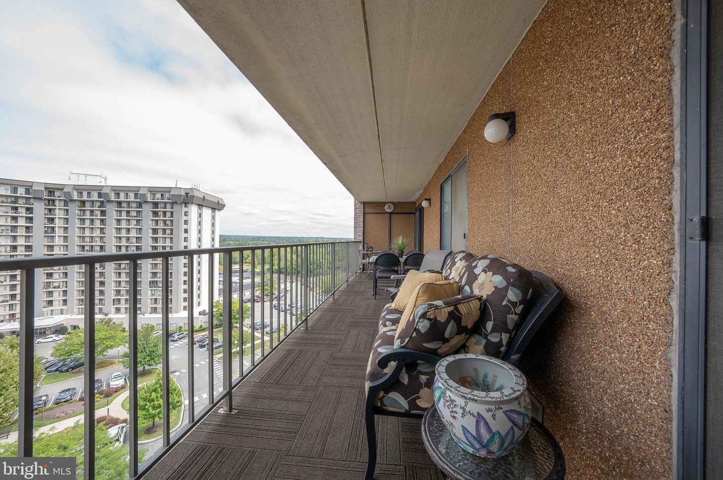 10903 Valley Forge Cir, Norristown PA  19406-1127 exterior