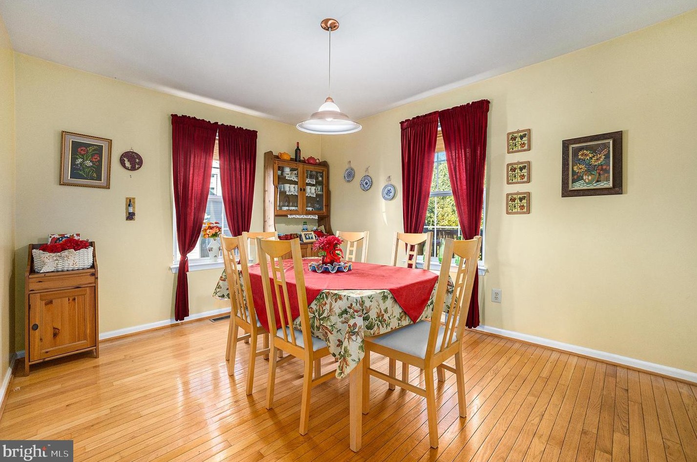 1190 Oxford Cir, Lansdale PA 19446-6657 exterior