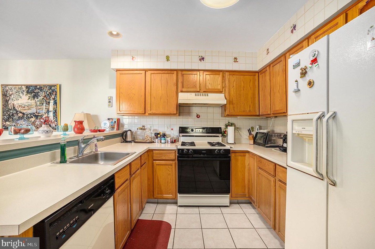 1190 Oxford Cir, Lansdale PA 19446-6657 exterior