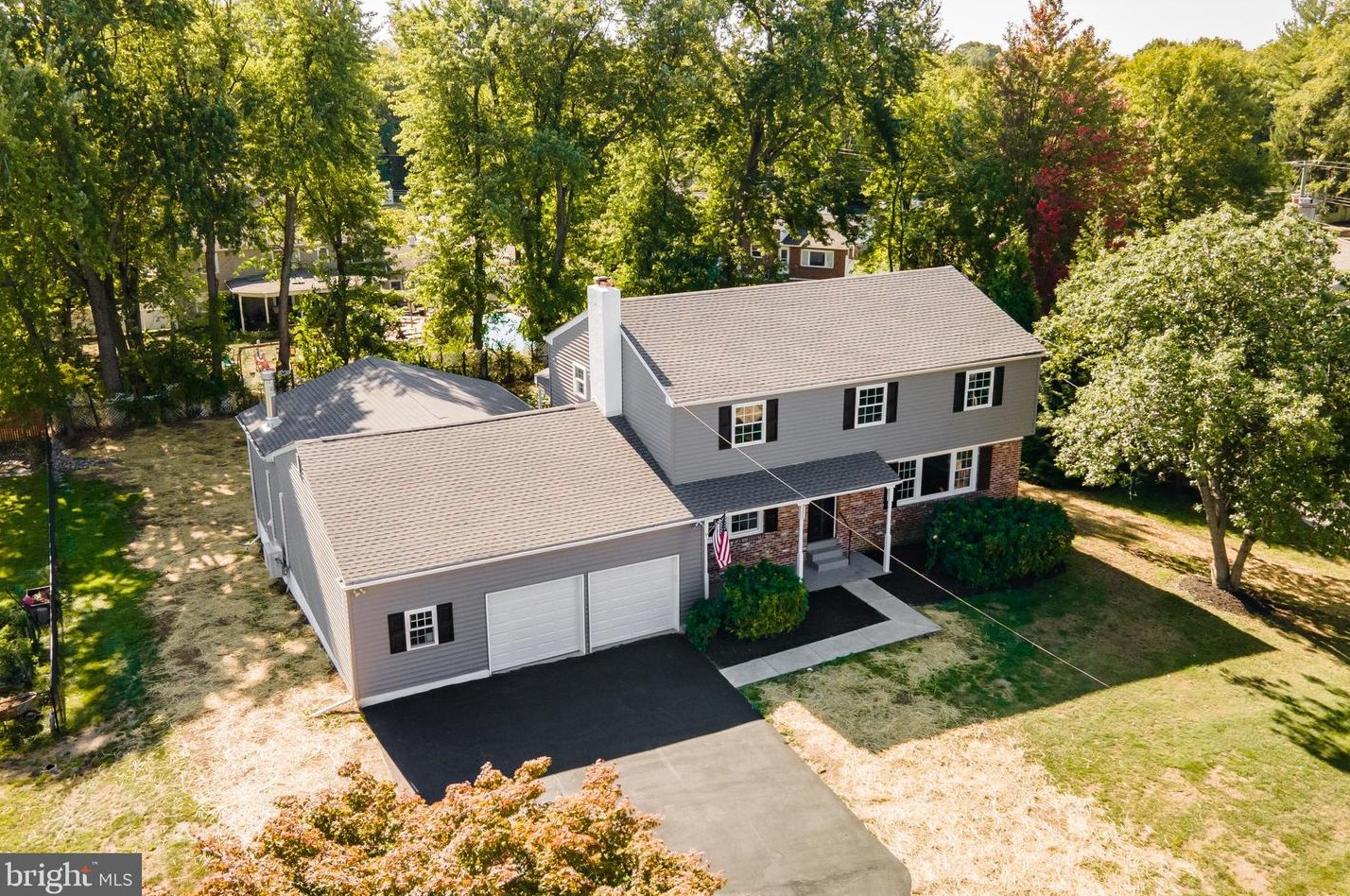 711 Canterbury Ln, Horsham, PA 19044