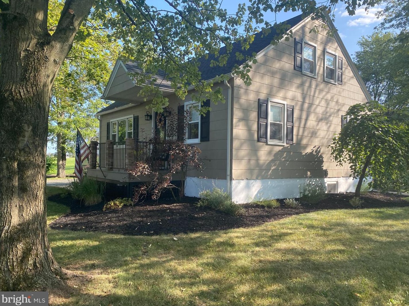 246 Middle Creek Rd, Gilbertsville, PA 19525-8641