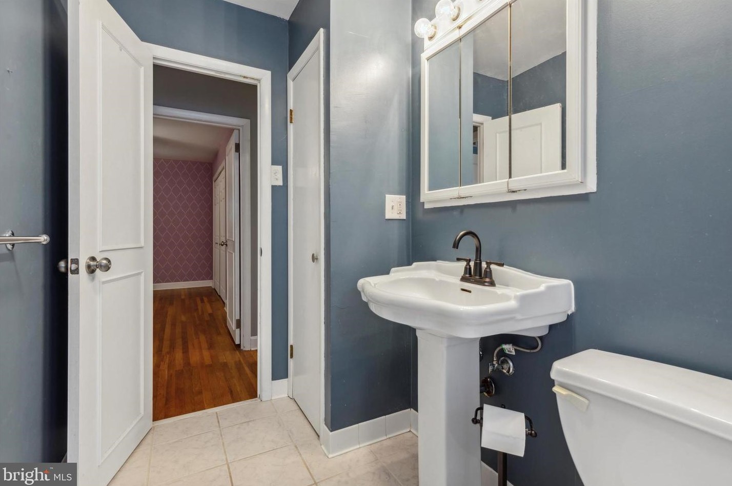 609 Garfield Ave, Ardsley PA 19038-1909 exterior