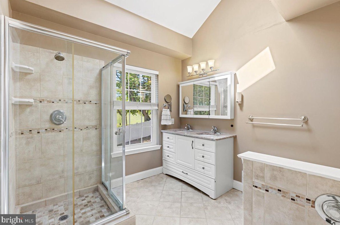 1403 Reagan Ct, Norristown PA  19403-5257 exterior