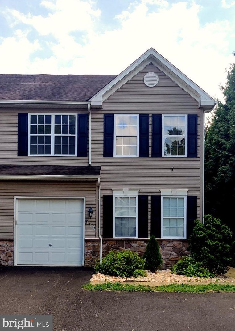 213 Cottage Ave, Horsham, PA 19044
