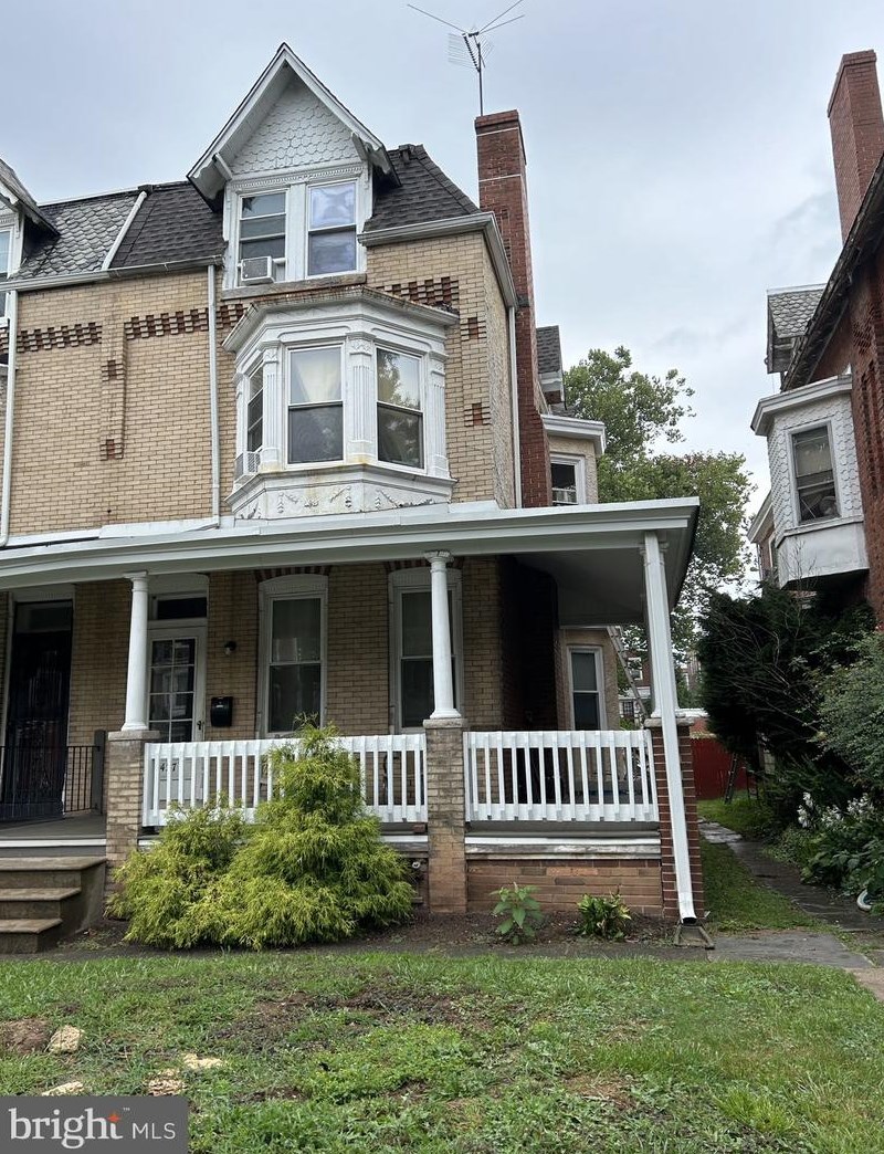 1427 Powell St, Norristown, PA 19401