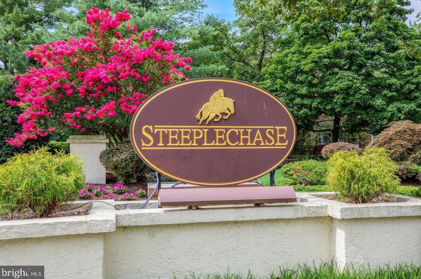 967 Hedgerow Ct, Blue Bell, PA 19422