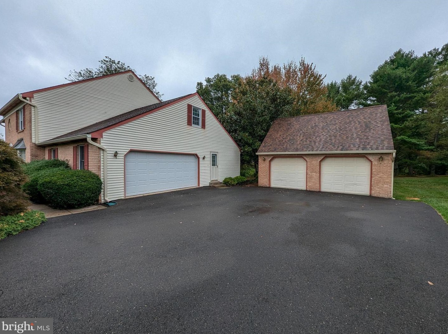 735 Mallard Pl, North Wales, PA 19454