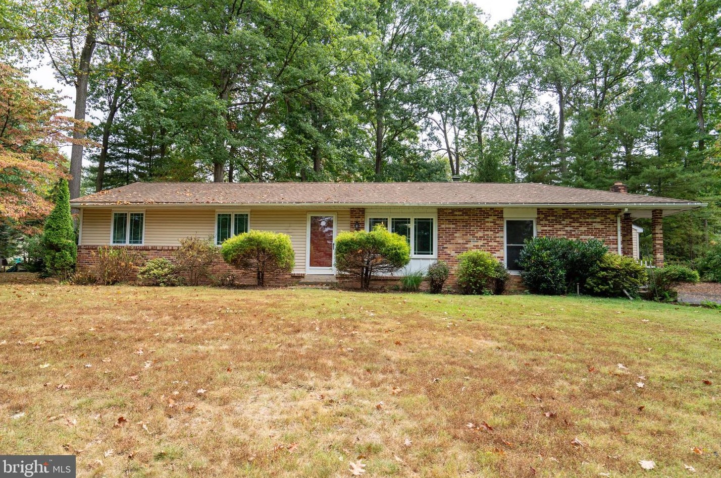 204 Pioneer Dr, Lansdale, PA 19446