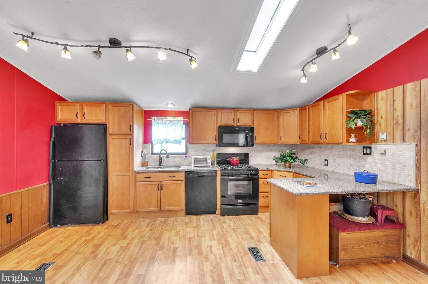 121 Whitley Dr, Norristown, PA 19403