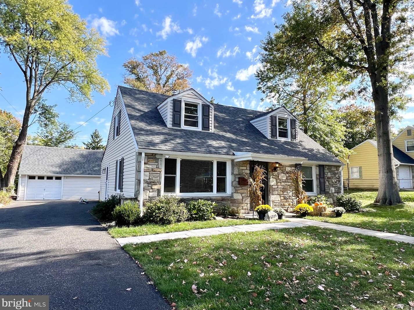 1205 Larchwood Rd, Flourtown, PA 19031