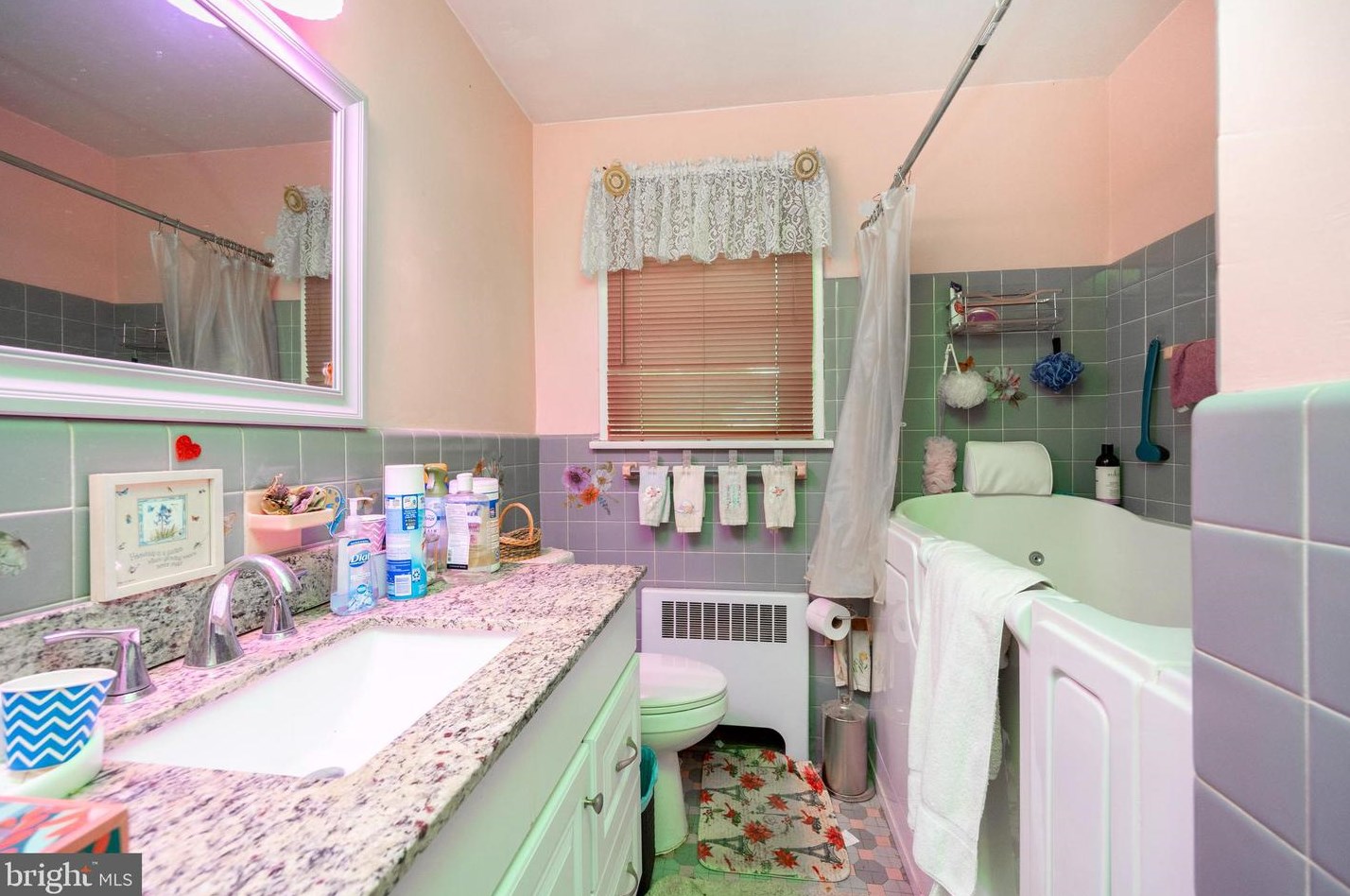 1027 Windy Hl Rd, Norristown PA  19403-1024 exterior