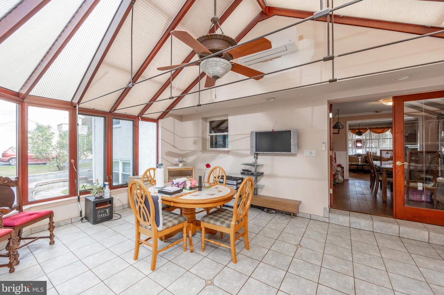 1027 Windy Hl Rd, Norristown PA  19403-1024 exterior