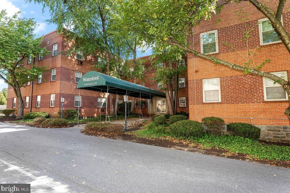 383 Lakeside Rd #308, Ardmore, PA 19003