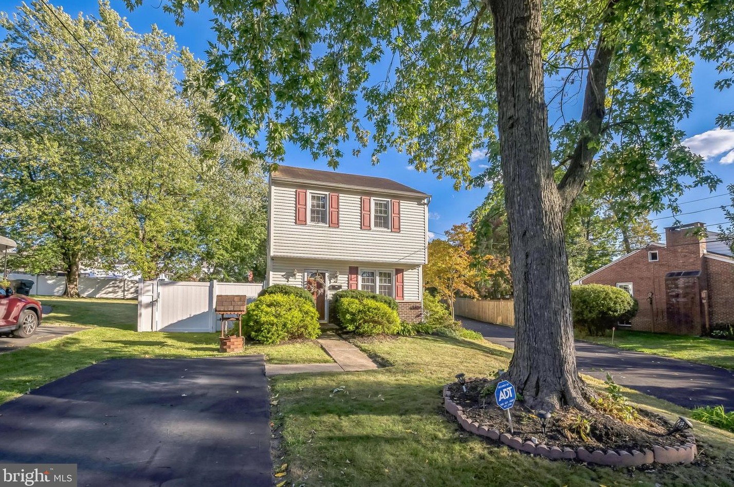 421 Elk Ave, Ardsley, PA 19038