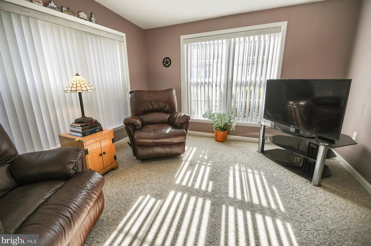 3017 Inkberry Cir, North Wales PA 19454-4440 exterior