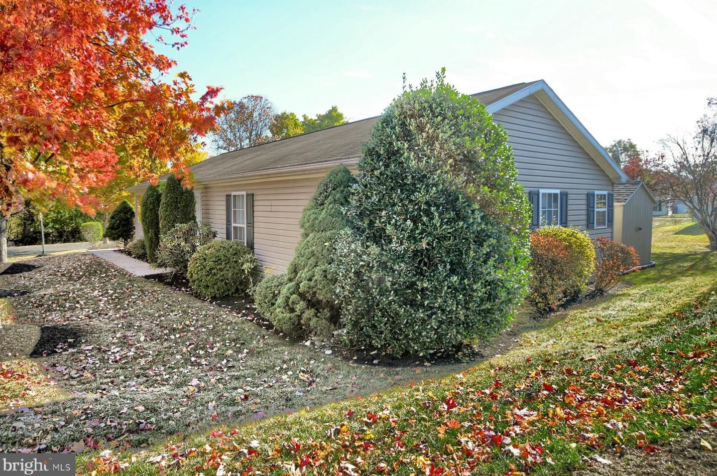 3017 Inkberry Cir, North Wales PA 19454-4440 exterior