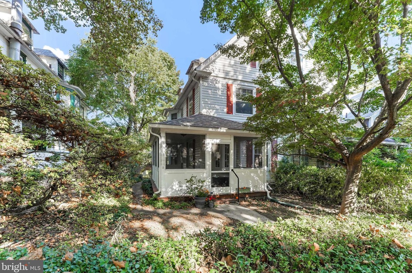 107 Upland Terrace, Cynwyd, PA 19004