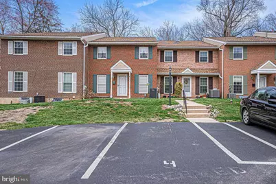 4 Zummo Way, Norristown, PA 19401 - Photo 2