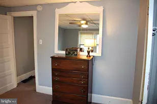 409 N York St, Pottstown, PA 19464 - Photo 30