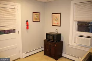 409 N York St, Pottstown, PA 19464 - Photo 24