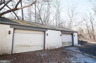 1025 Reihman Rd, Green Lane, PA 18054 - Photo 10