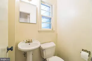 355 Arden, Gulph Mills, PA 19428 - Photo 18