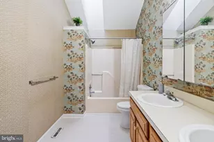 34 2nd St, Bridgeport, PA 19405 - Photo 20