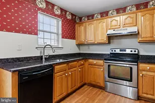 34 2nd St, Bridgeport, PA 19405 - Photo 10