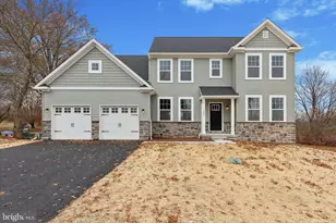 2803 N Charlotte St, Gilbertsville, PA 19525 - Photo 1