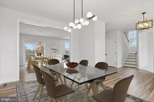 2803 N Charlotte St, Gilbertsville, PA 19525 - Photo 2