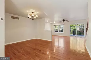 112 Hemlock Dr, Collegeville, PA 19426 - Photo 2