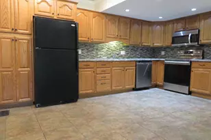 126 Berwick Pl, Lansdale, PA 19446 - Photo 4