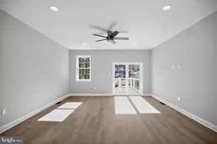 530 Grove St, Bridgeport, PA 19405 - Photo 6