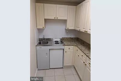 46 E Butler Avenue #2ND LEVEL FRONT, Ambler, PA 19002 - Photo 18