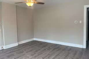 73 W 5th St, Bridgeport, PA 19405 - Photo 4