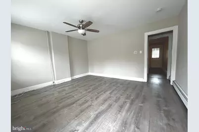 73 W 5th Street, Bridgeport, PA 19405 - Photo 2