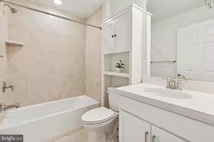 1095 Owen Ln, Hatfield, PA 19440 - Photo 6