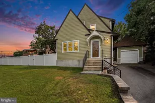 7238 Hollywood Rd, Fort Washington, PA 19034 - Photo 2