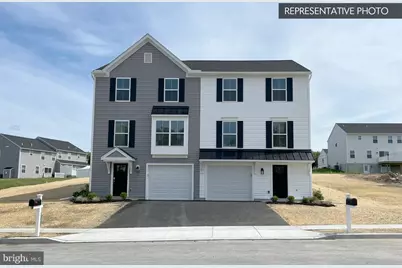 716 Deerfield Boulevard #LOT 4, Pennsburg, PA 18073 - Photo 2