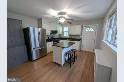 148 W 1st Avenue, Conshohocken, PA 19428 - Photo 2